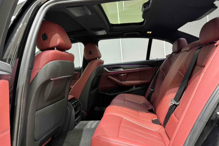 Used BMW 5 Series 2023 530Li Leading Model M Sport Package
