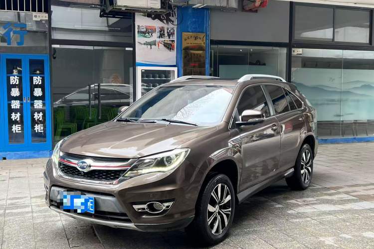 Used BYD S7 2017 2.0T Automatic Prestige Edition
