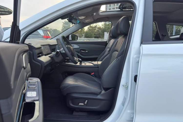 Used Jetour X90 PRO 2024 1.6T DCT Luxury Edition 5 Seats
