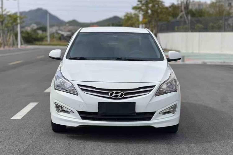 Used Hyundai Verna 2014 1.4L Automatic Smart GLS
