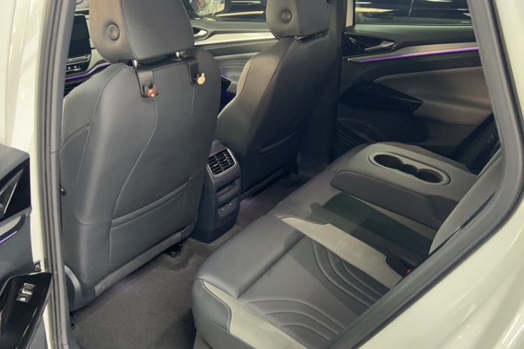 Used Volkswagen ID.4 CROZZ 2021 Long-Range Lite PRO Two-Wheel Drive Version
