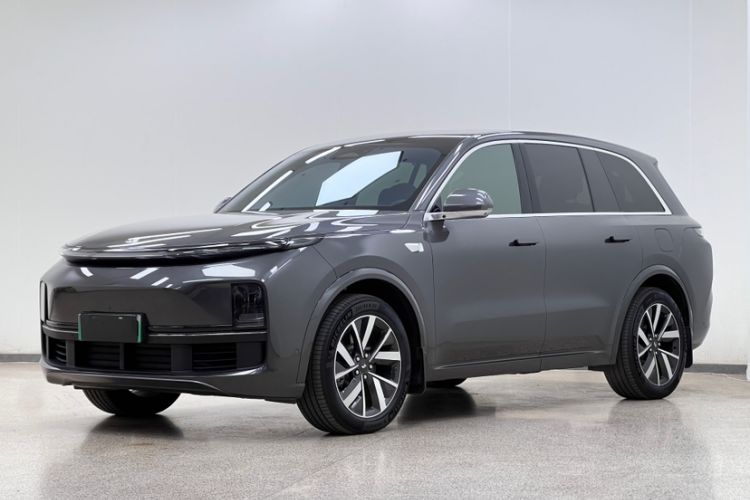 Used Li Auto L8 2023 Pro Model
