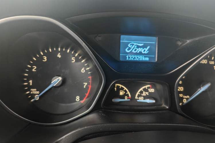 Used Ford Focus 2017 Hatchback 1.6L Automatic Fashion Edition Smart Drive Version
