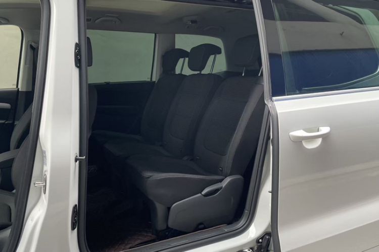 Used Volkswagen Sharan 2016 380TSI Comfort Edition 7-Seater
