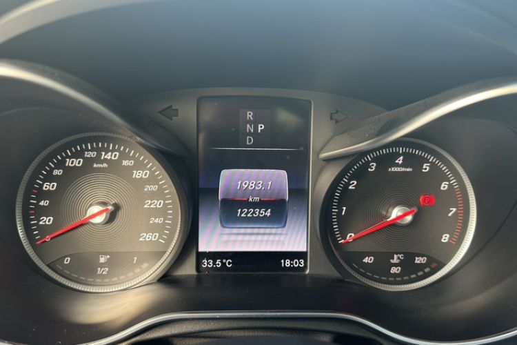 Used Mercedes-Benz GLC 2016 GLC 300 4MATIC Dynamic Model
