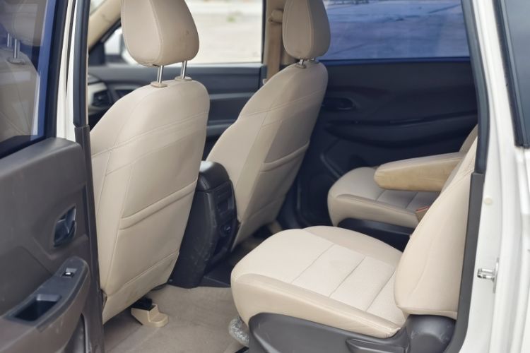 Used Wuling Hongguang 2019 1.5L S Standard Version China VI LAR
