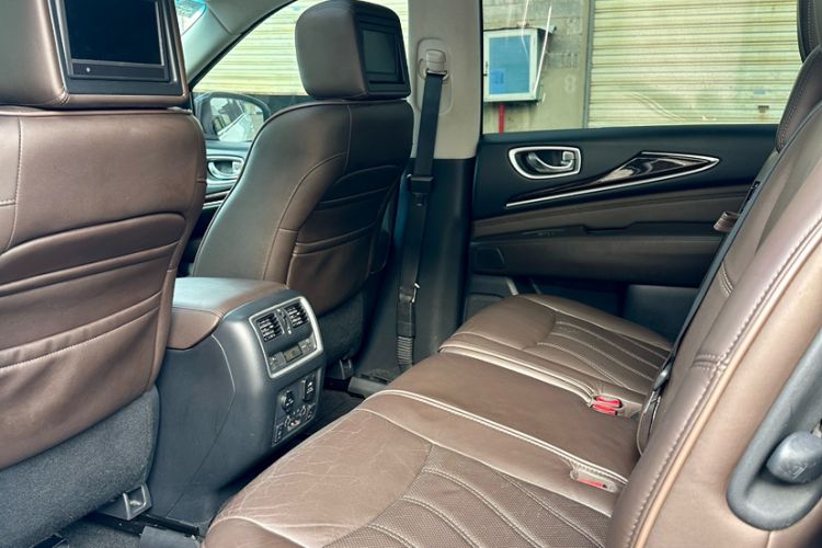 Used Infiniti QX60 2014 3.5L Four-Wheel Drive All-Terrain Version
