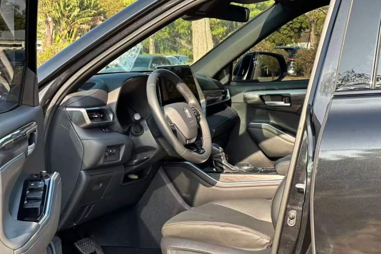 Used Toyota Crown Kluger 2024 2.5L HEV Four-Wheel Drive Luxury Edition
