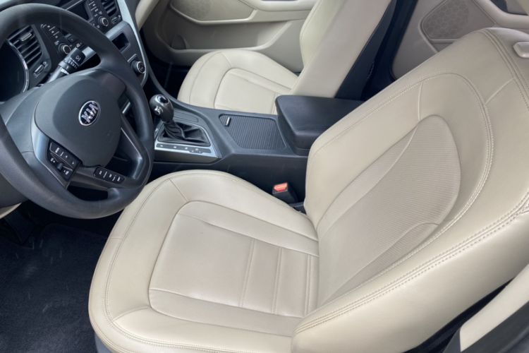 Used Kia K5 2012 2.0L Automatic GL
