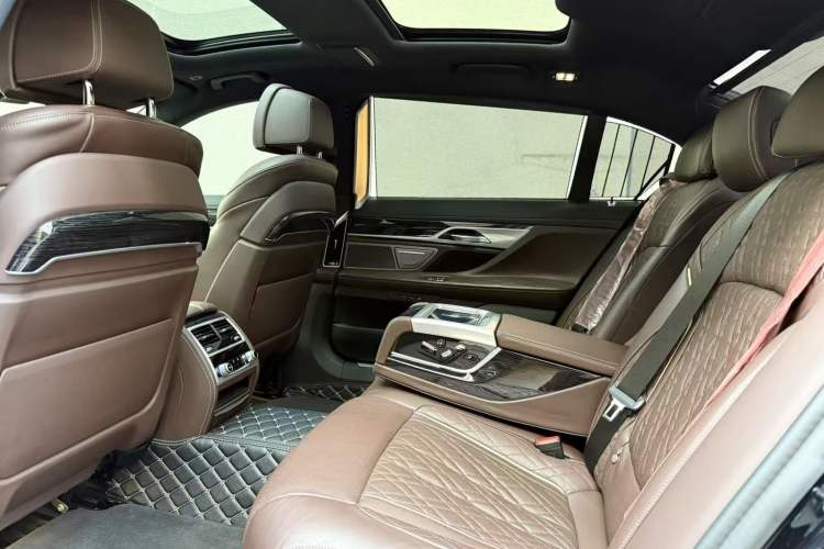 Used BMW 7 Series 2021 740Li Leading Model M Sport Package
