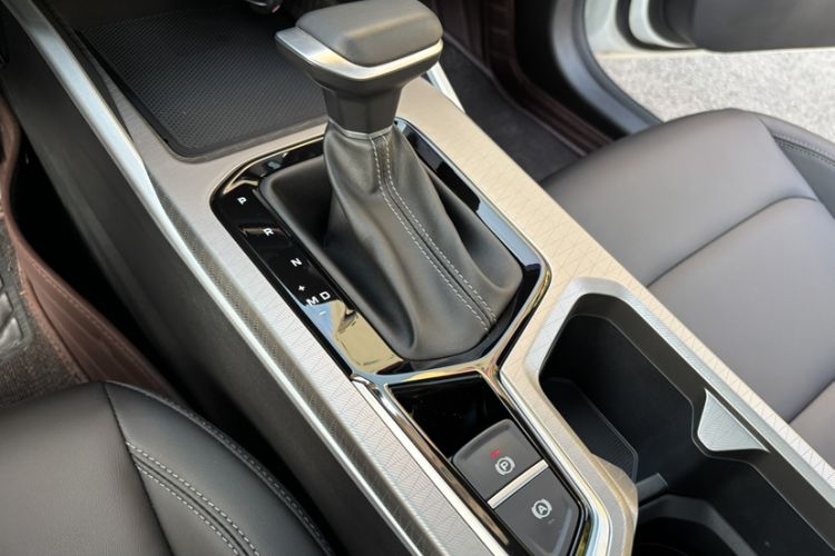 Used Geely Auto Emgrand 2025 4th Generation 1.5L CVT Luxury Version
