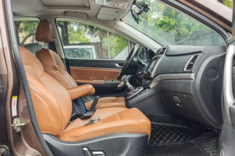 Used Haval H6 2014 Sport Version 1.5T Manual Two-Wheel Drive Elite Edition
