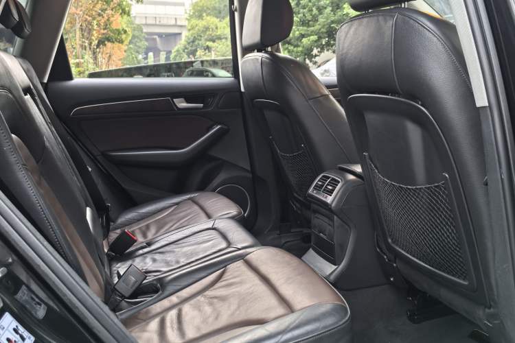 Used Audi Q5 2016 40 TFSI Comfort Model
