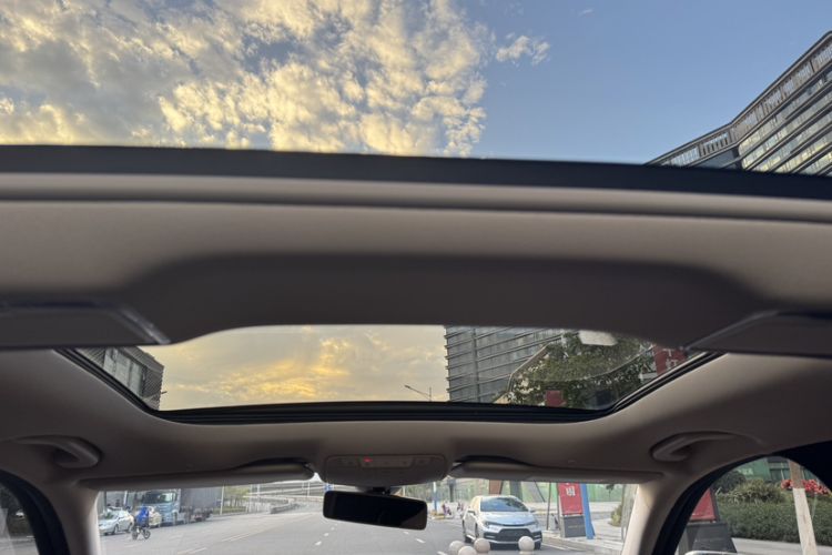 Used Mercedes-Benz E-Class 2020 E 300 L Sporty and Stylish Model
