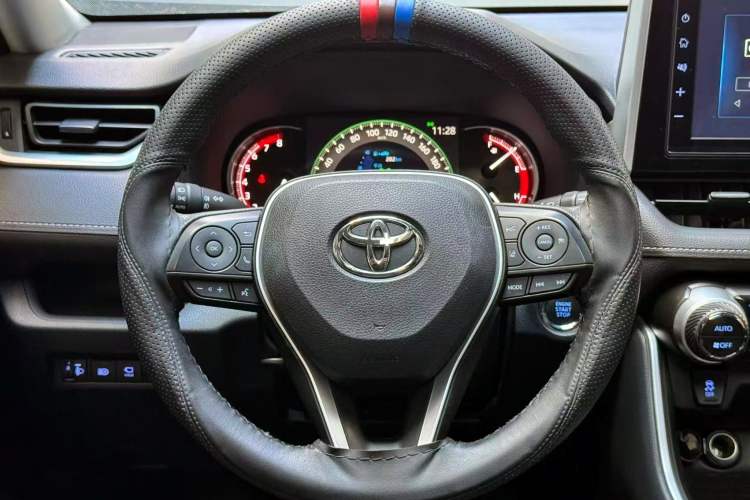 Used Toyota RAV4 2020 2.0L CVT 4x4 Trend Edition
