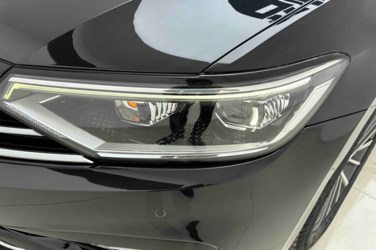 Used Volkswagen Magotan 2020 330TSI DSG Luxury Edition
