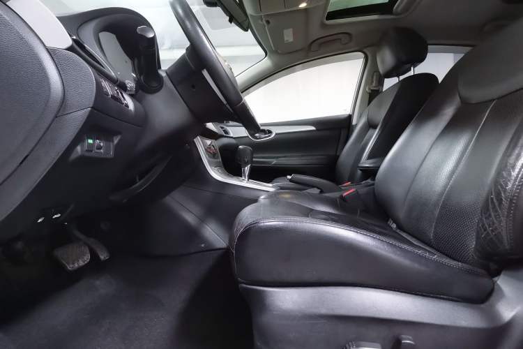 Used Nissan Sylphy 2014 1.6XV CVT Deluxe Edition
