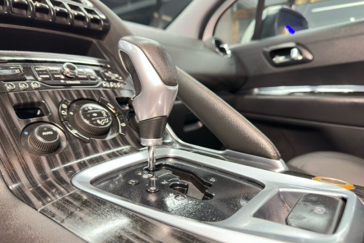 Used Peugeot 3008 2013 1.6THP Automatic Prestige Edition
