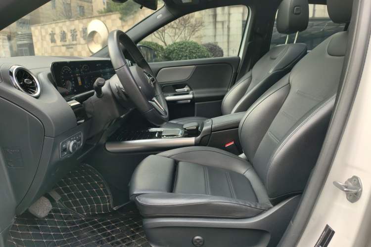 Used Mercedes-Benz GLA 2023 GLA 200