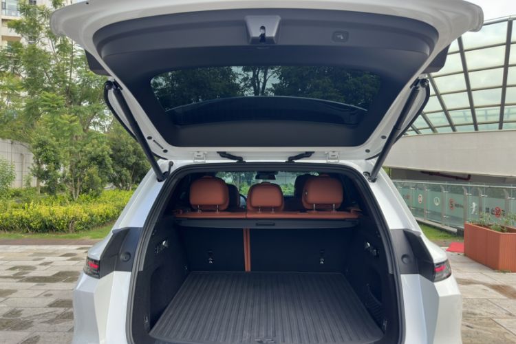 Used Li Auto L6 2024 PRO Model
