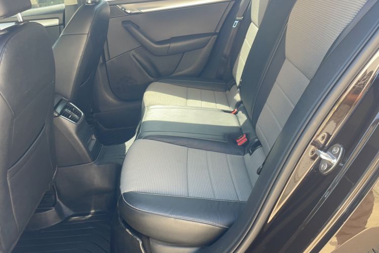 Used Skoda Octavia 2016 1.6L Automatic Chuanxing Edition
