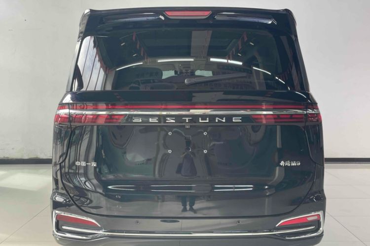 Used Bestune M9 2023 2.0T Ultimate Edition
