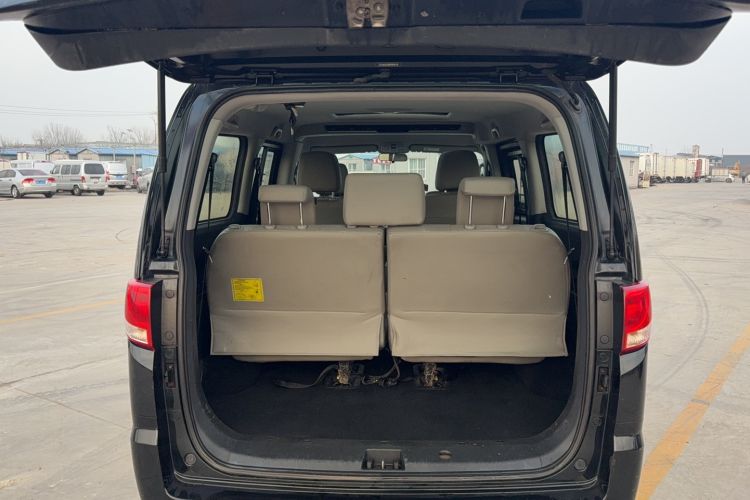 Used  M4 2016 2.0L Manual Luxury Smart Version