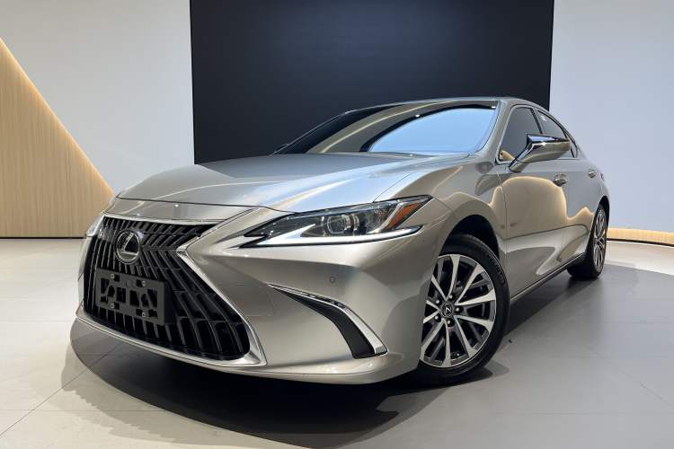 Used Lexus ES 2023 200 Excellence Edition