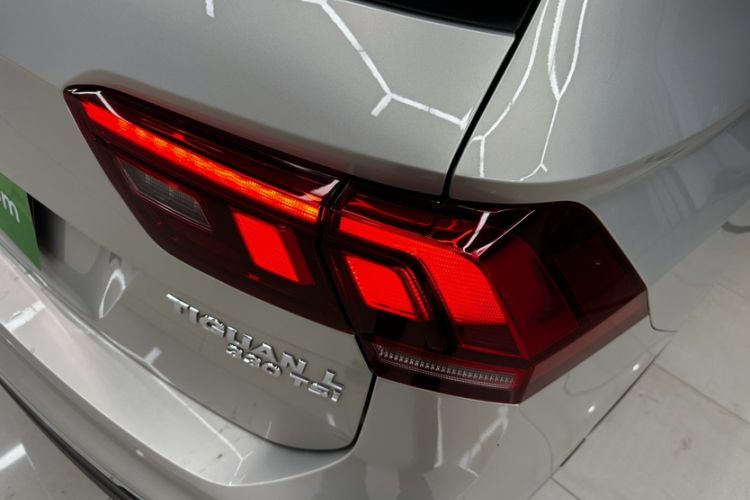 Used Volkswagen Tiguan L 2018 330TSI Automatic Two-Wheel Drive Luxury Edition
