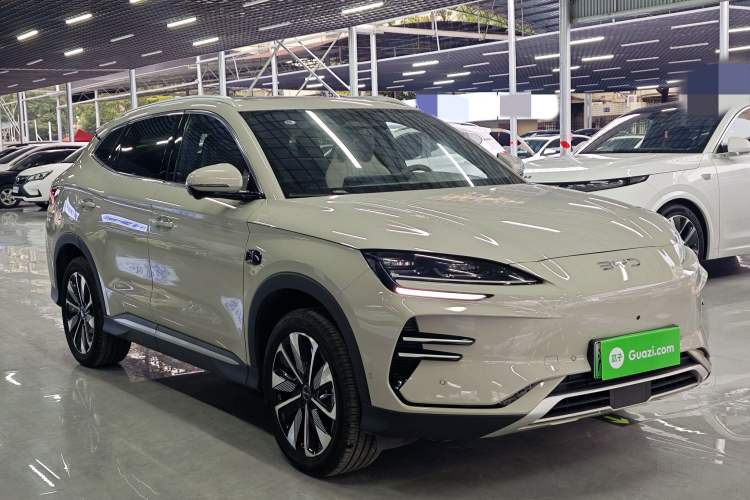 Used BYD Song PLUS New Energy 2025 EV 520km Premium Version
