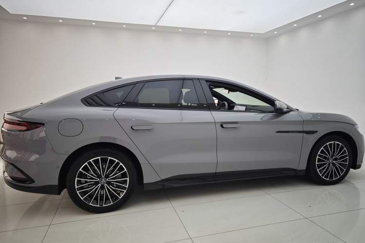 Used BYD Han 2025 DM-i 125KM LiDAR-Powered Intelligent Driving Model
