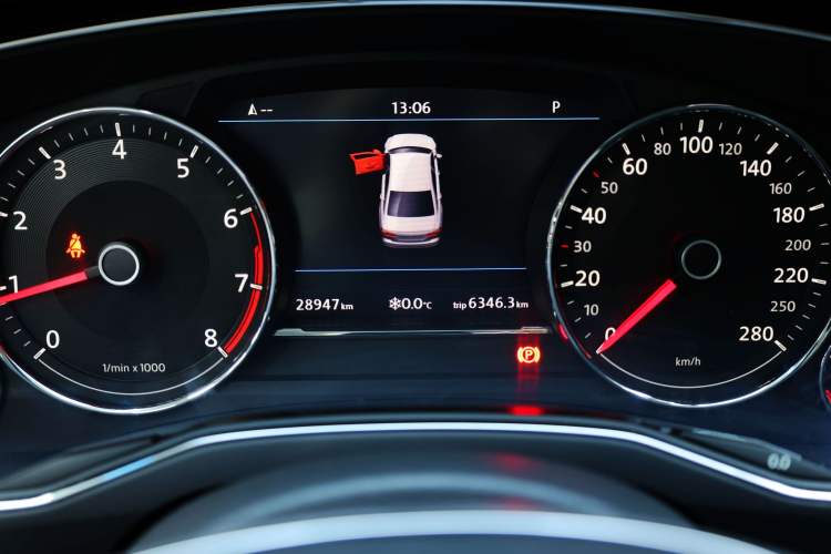 Used Volkswagen Phideon 2019 380TSI Two-Wheel Drive Business Edition China VI Standard