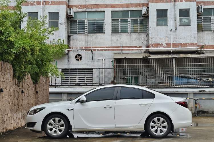 Used Buick Regal 2015 2.0L Leading Fashion Edition
