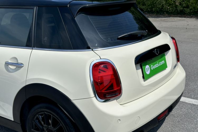 Used  MINI 2019 1.5T COOPER Classic Edition Five-Door Version
