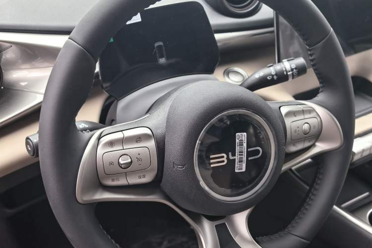 Used BYD Dolphin 2025 420km Free Edition
