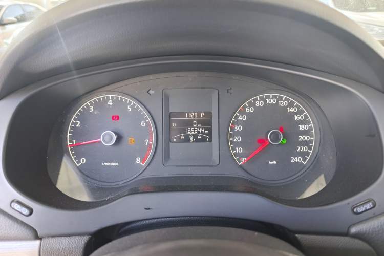 Used Volkswagen Sagitar 2014 1.6L Automatic Comfort Model
