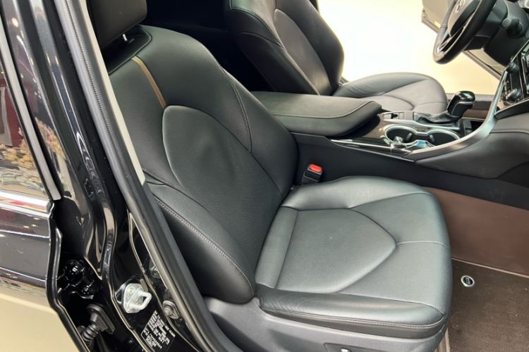 Used Toyota Camry 2023 2.0G Luxury Edition