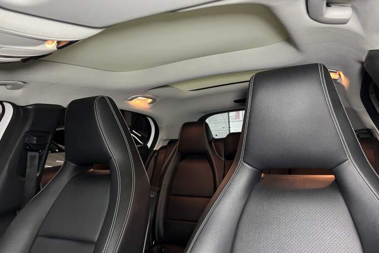 Used Mercedes-Benz GLA 2017 GLA 200 Fashion Model