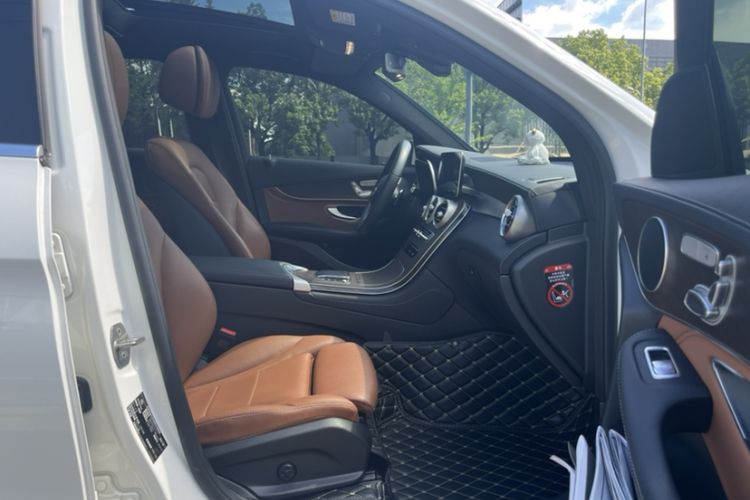 Used Mercedes-Benz GLC 2020 Facelift GLC 260 L 4MATIC Luxury Edition
