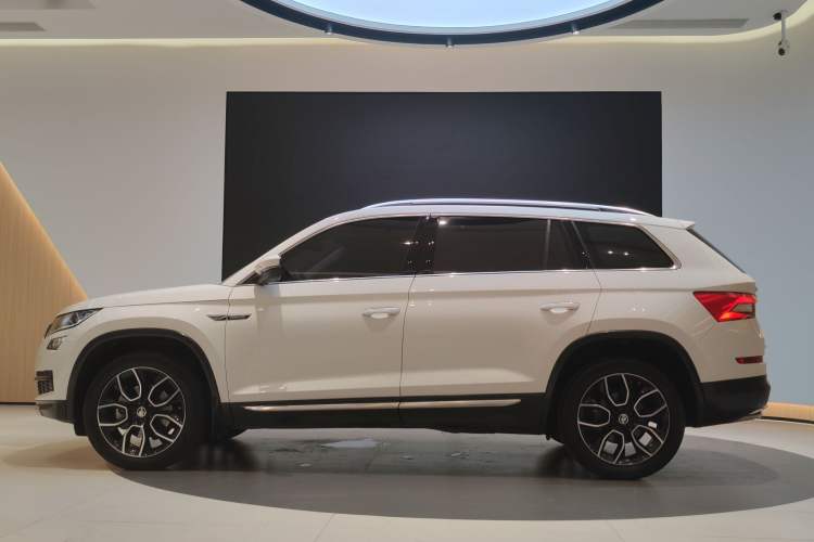 Used Skoda Kodiaq 2018 Restyled TSI330 7-Seater Two-Wheel Drive Luxury Enjoyment Edition
