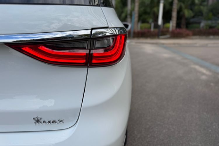 Used BYD Song MAX 2018 1.5T Automatic Smart Connect Luxury 6-Seater
