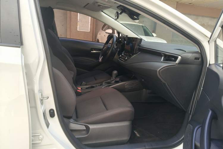 Used Toyota Levin 2023 Smart Electric Hybrid Dual-Engine 1.8L Leading Edition
