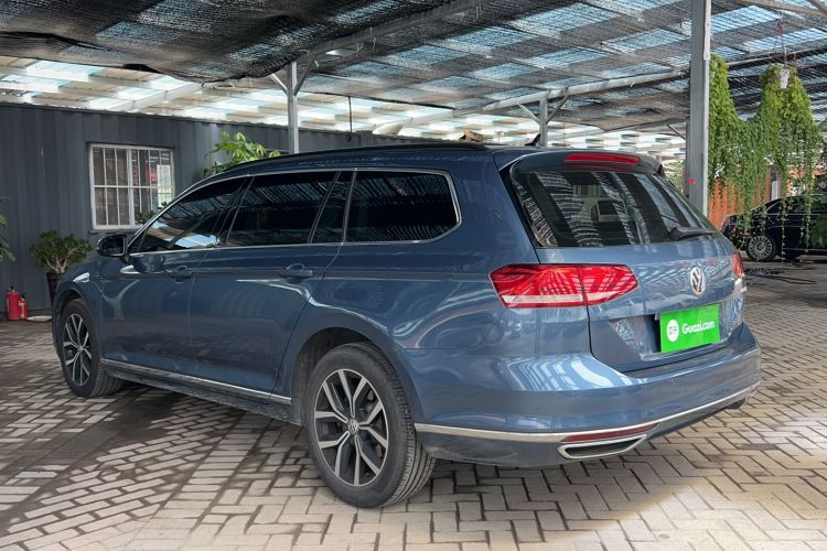 Used Volkswagen Variant 2018 380TSI Two-Wheel Drive Comfort Edition
