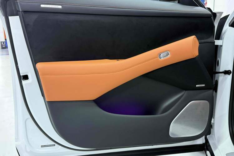 Used Xiaomi Auto YU7 2025 Ultra-Long Range High-Performance All-Wheel-Drive Max Edition
