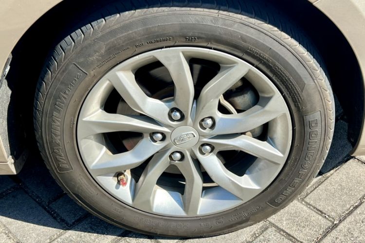 Used Geely Auto Emgrand GL 2017 1.8L Manual Elite Model
