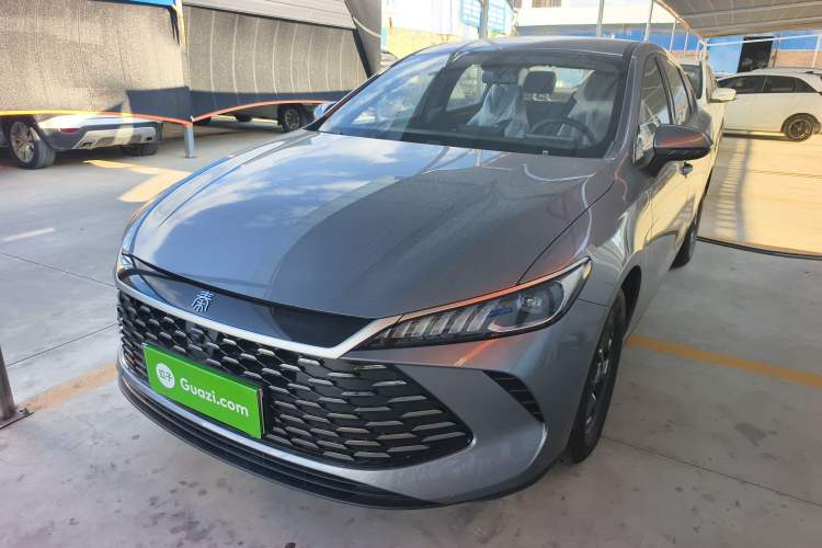 Used BYD Qin PLUS 2025 DM-i Smart Drive 55KM Leading Model
