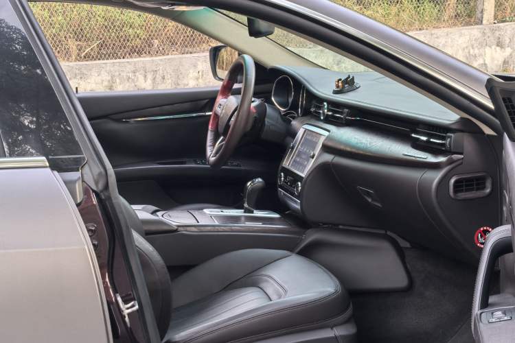 Used Maserati President 2013 3.0T Standard Model
