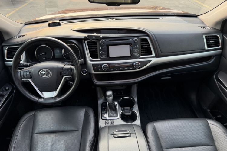 Used Toyota Highlander 2017 2.0T Four-Wheel Drive Luxury Edition 7 Seats
