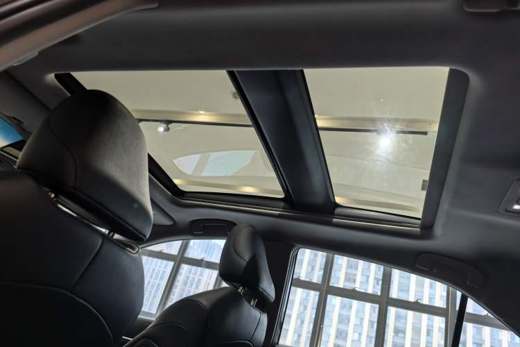 Used Toyota Camry 2019 Revised Version Dual-Engine 2.5 HG Luxury Edition