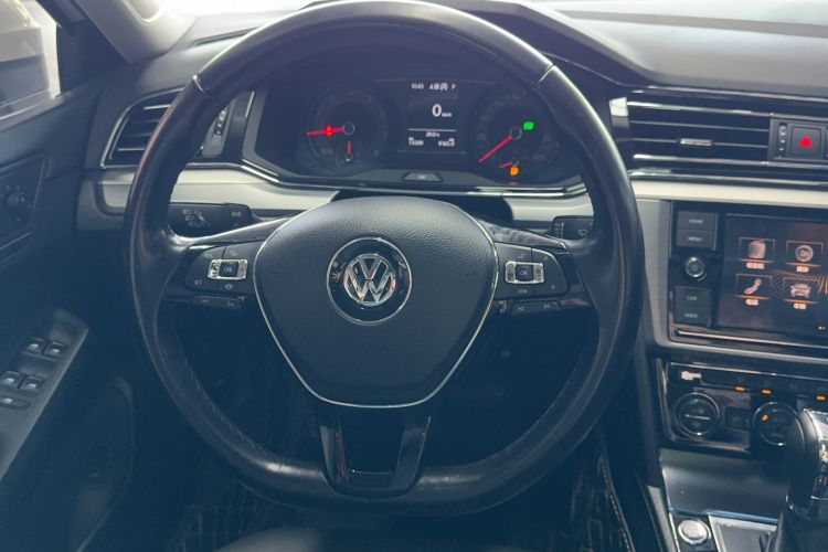 Used Volkswagen Lamando 2021 280TSI DSG Comfort Edition
